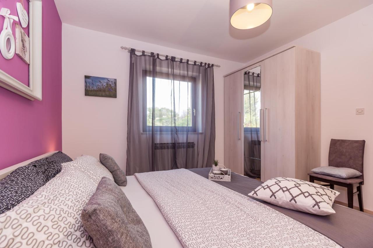 Villa Sabatti Kukci Bagian luar foto